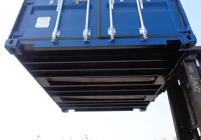 10ft Standard Dry Shipping Container - Image 3