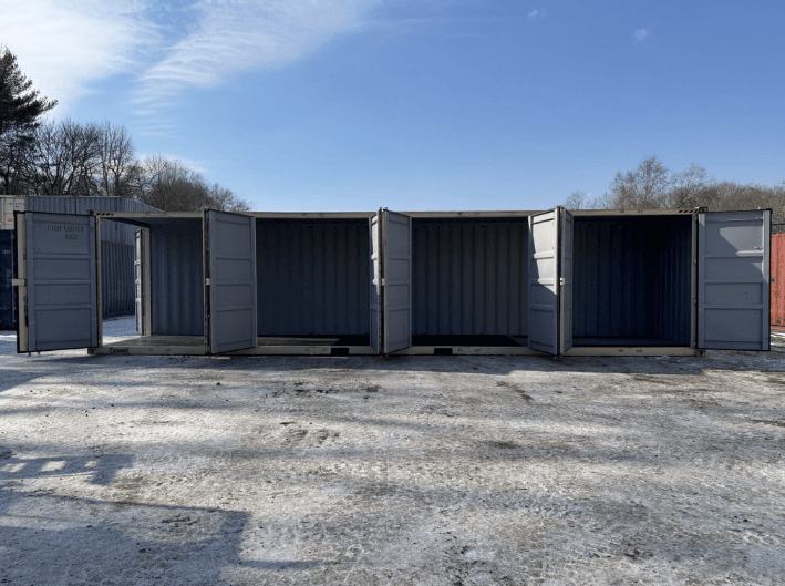 40′ x 8′ x 9.5′ High Cube shipping/storage container