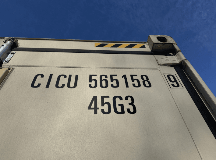 40 x 8 x 9.5 High Cube shipping/storage container - Image 3