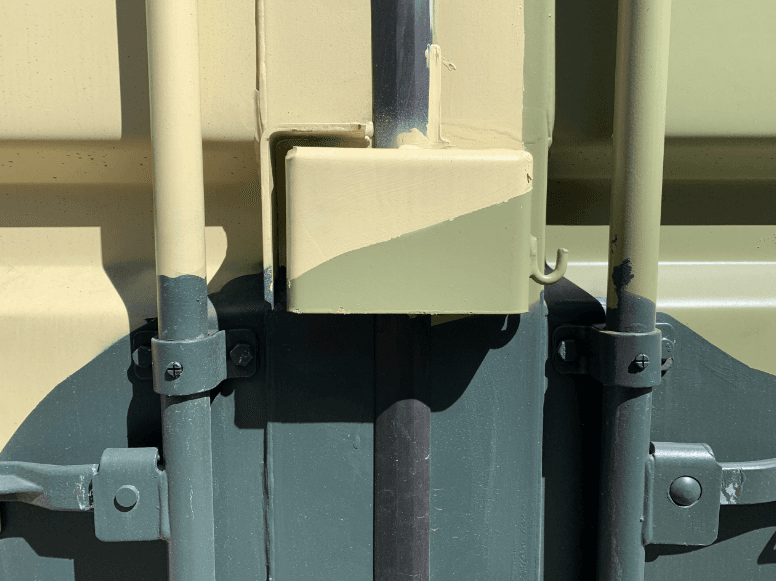 20 x 8 x 8.5 new camo shipping/storage container - Image 11