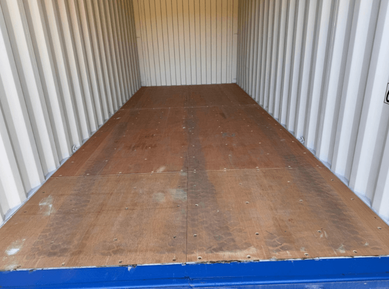 20 x 8 x 8.5 new shipping/storage container - Image 4