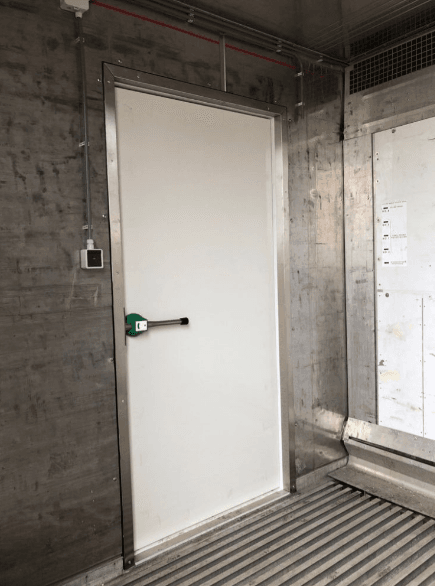 Used 10ft x 8ft Reefer Container (10 High) - Image 4
