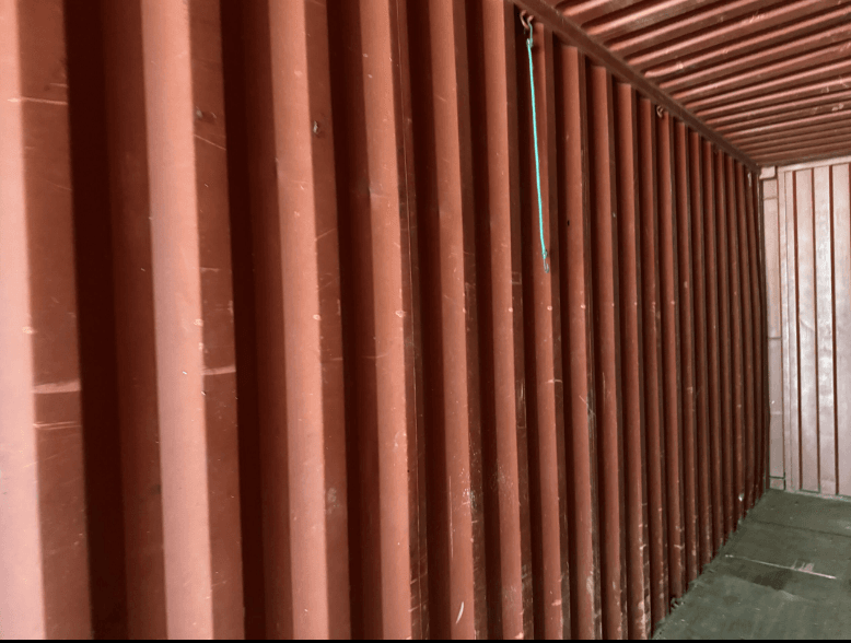 40 x 8 x 9.5 Used Shipping / Storage Container - Image 9