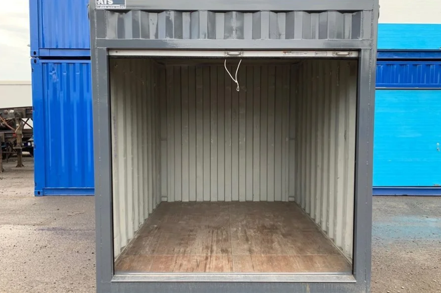 🚪 10 FT Used Shipping Container With Roll Up Door - Image 6